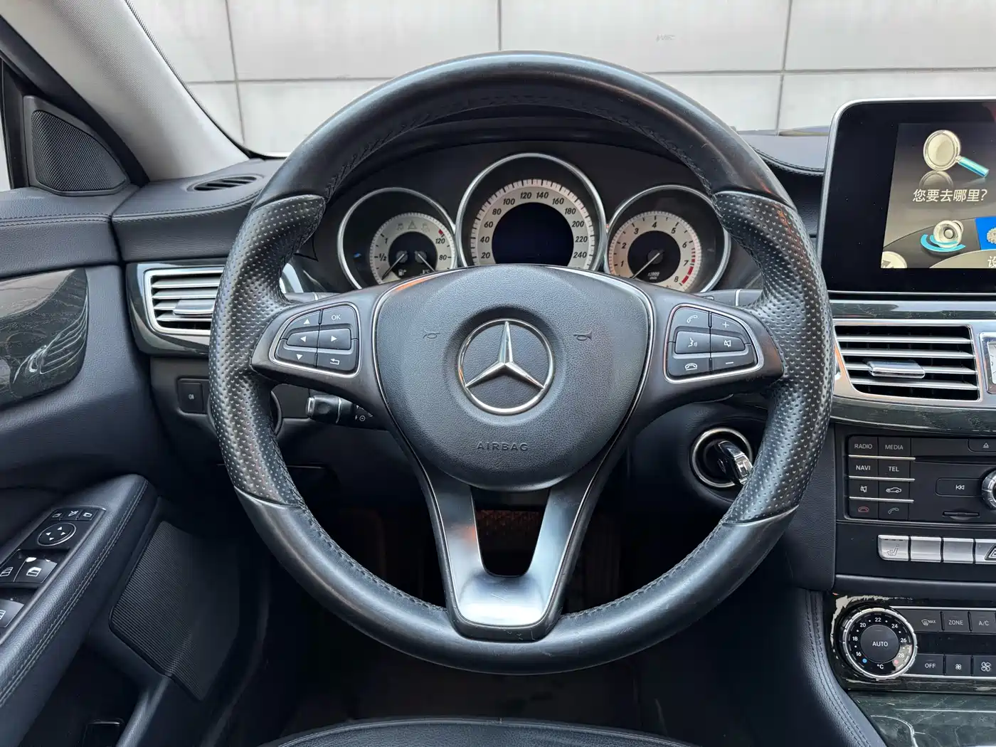 Mercedes-Benz CLS 2015 CLS 260 фото 16