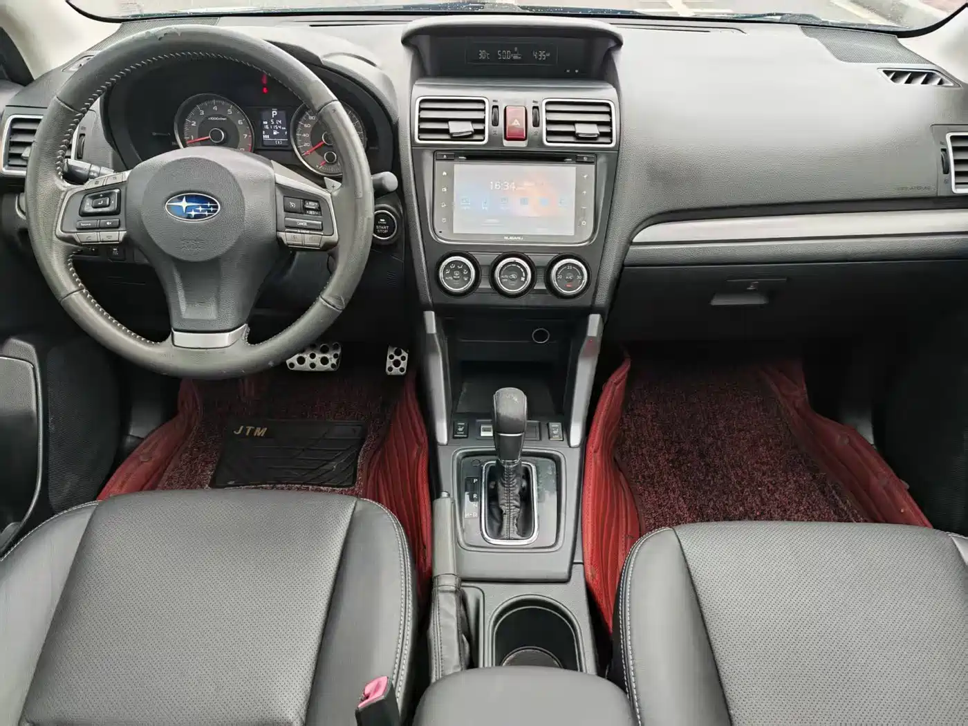 Subaru Forester 2015 2.0i Special Commemorative Edition фото 11