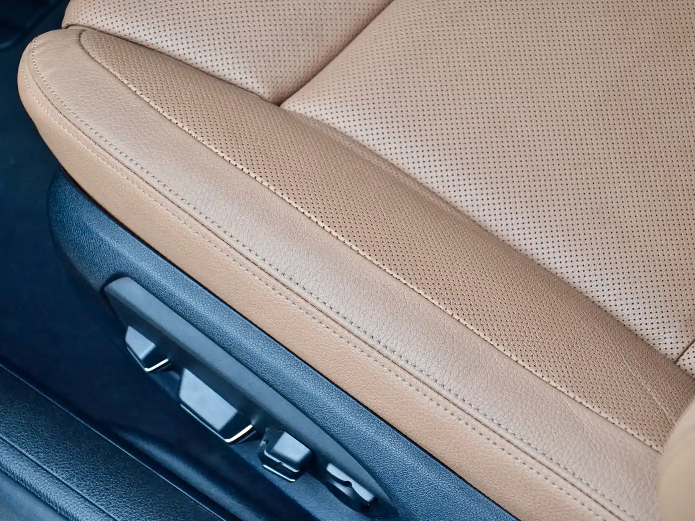 BMW 7 Series 2013 Model 730Li Luxury фото 12