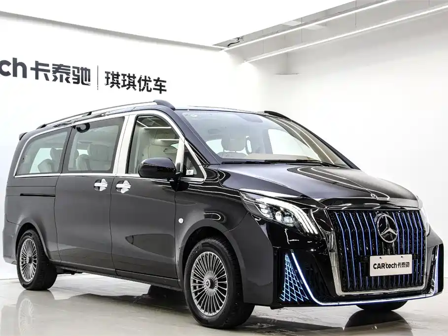 Mercedes-Benz Vito 2023 2.0T Business 7-Seater фото 3