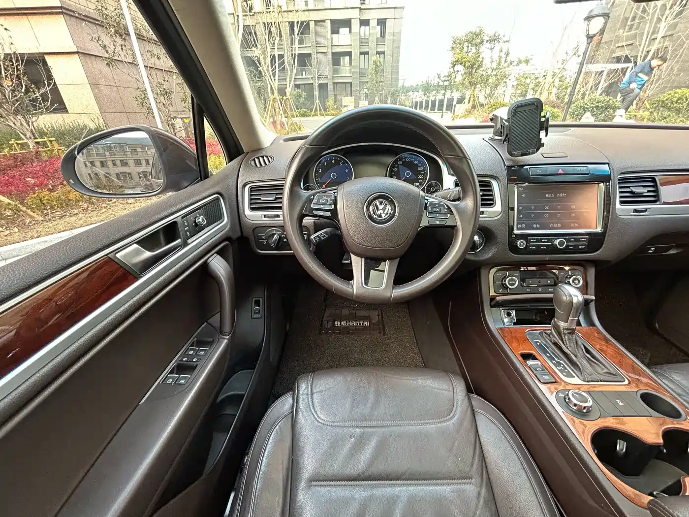 Volkswagen Touareg 2014 3.0TSI New Edge Edition фото 12