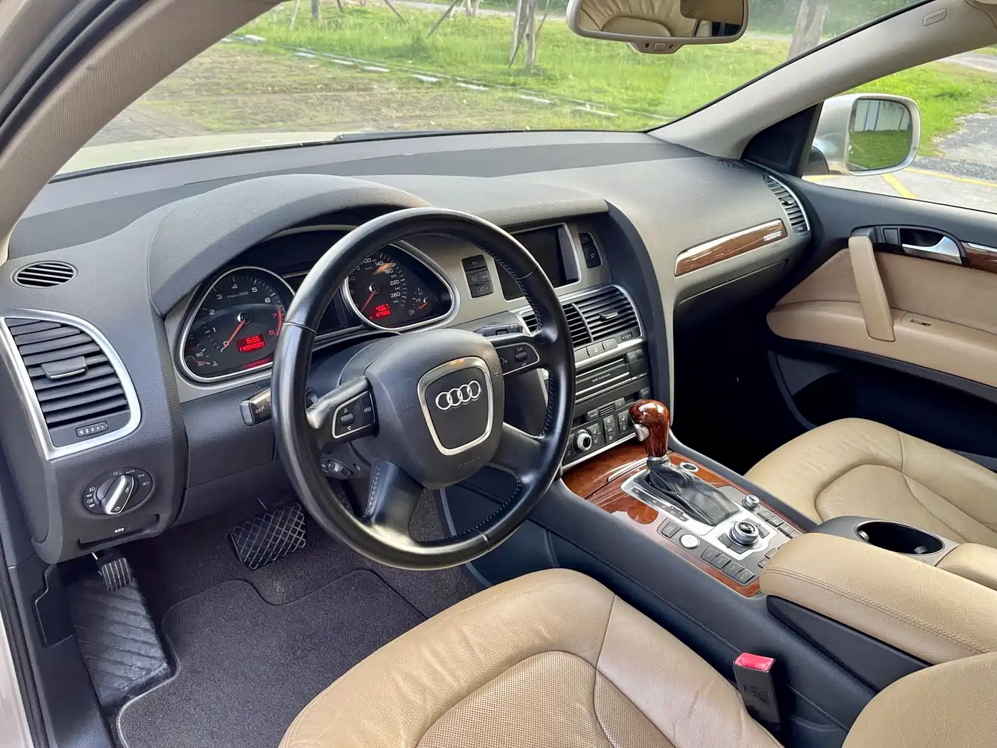 Audi Q7 2011 3.0 TFSI Comfort (200kW) фото 12