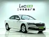 Фото 3 - Škoda Superb