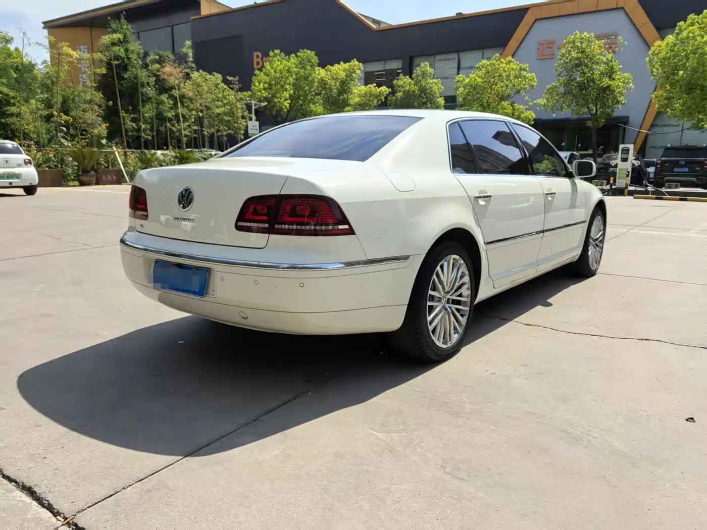 Volkswagen Phaeton 2012 3.0L Business фото 4