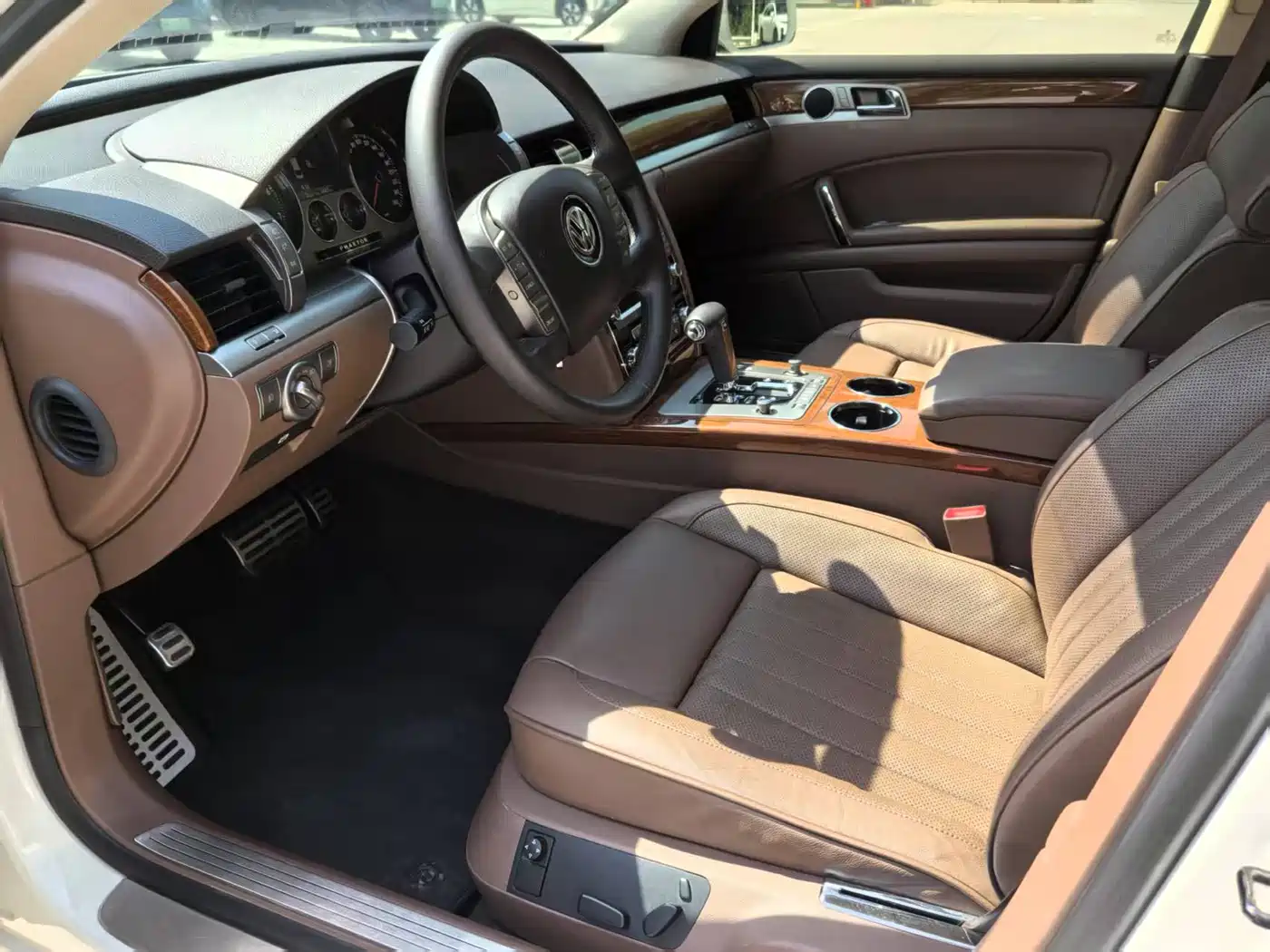 Volkswagen Phaeton 2012 3.0L Business фото 12