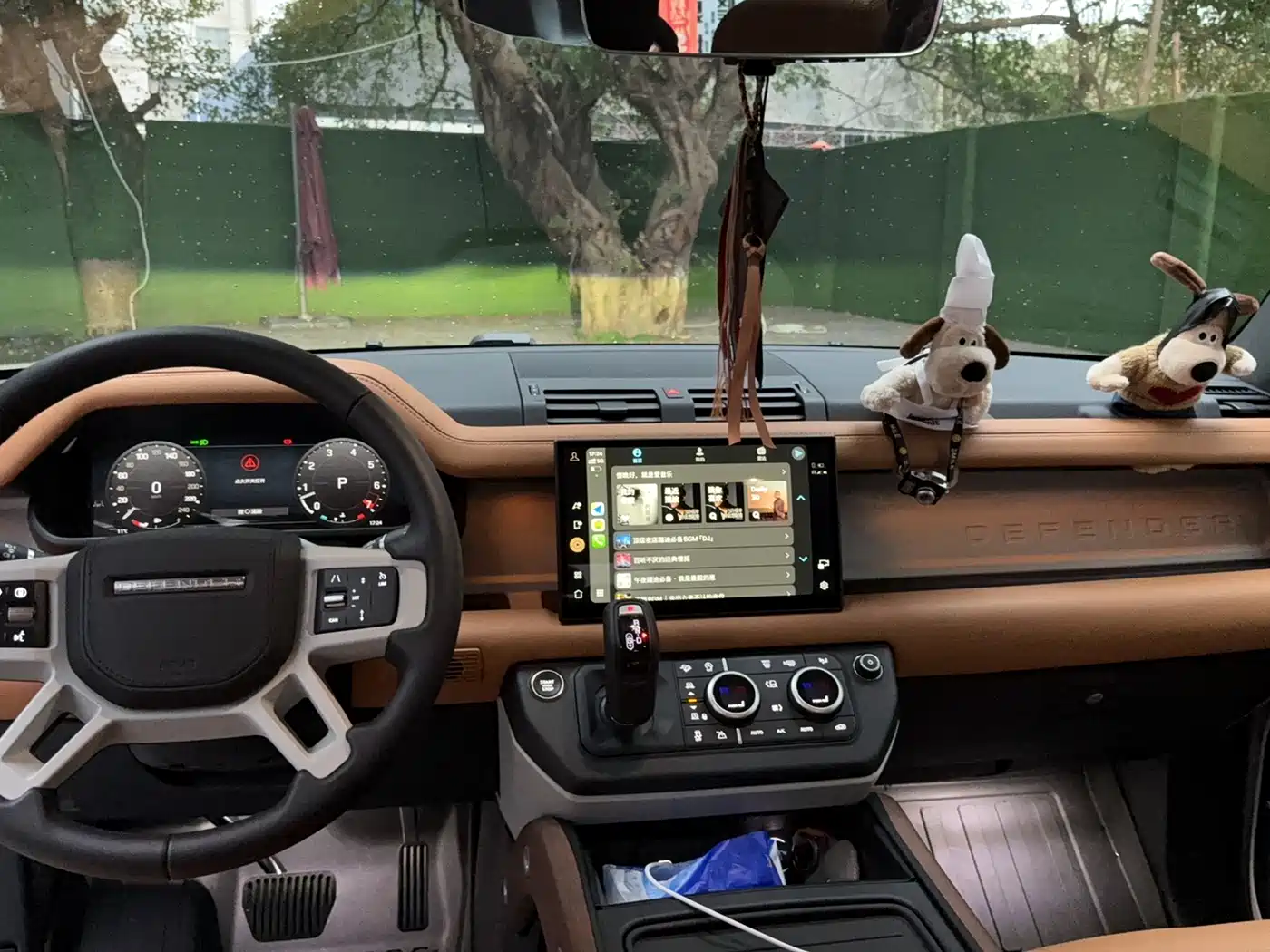 Land Rover Defender 2024 110 3.0T P400 Dark Special Edition фото 8