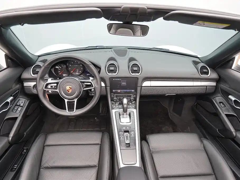 Porsche 718 2016 Boxster 2.0T фото 13