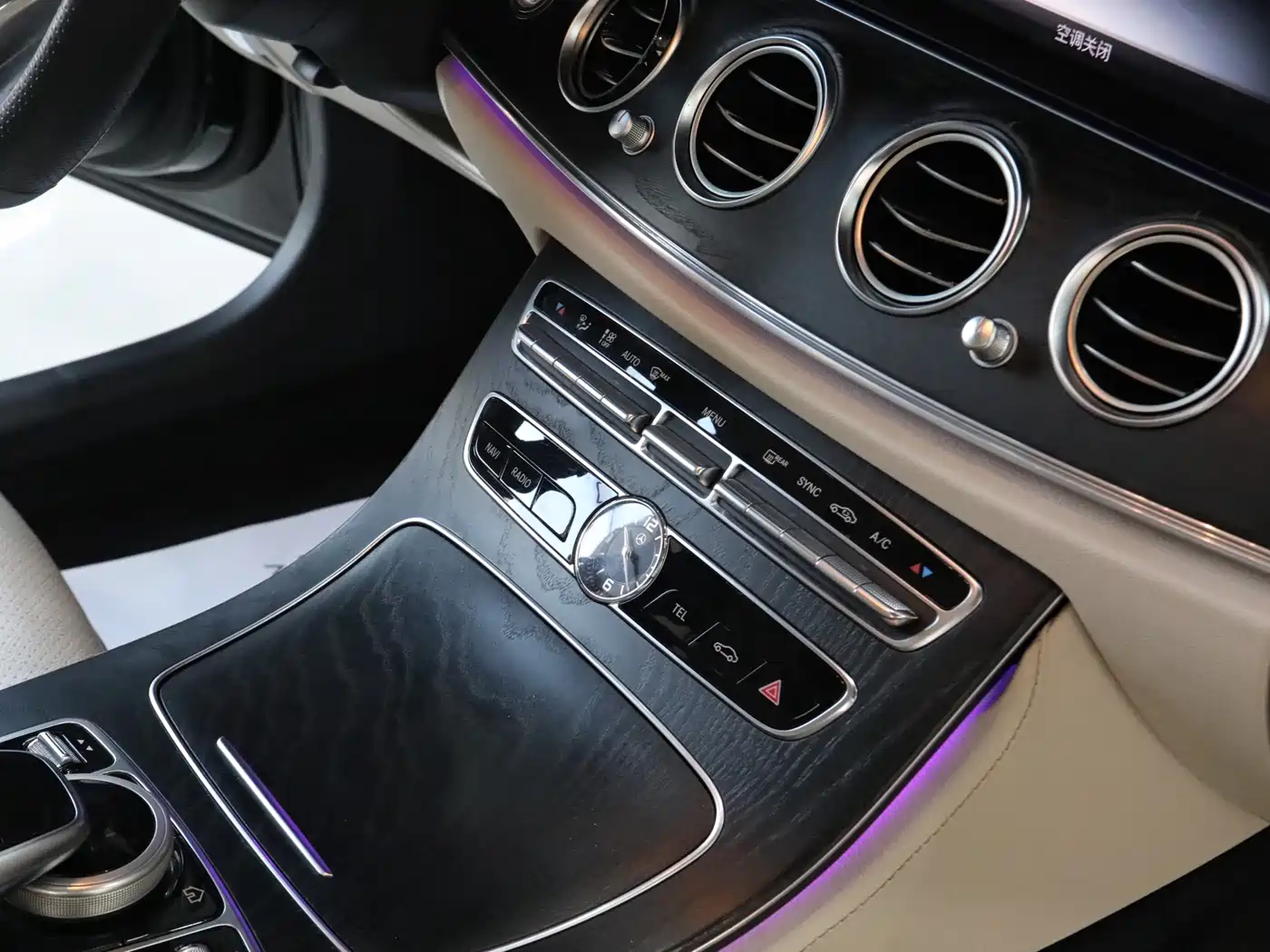 Mercedes-Benz E-Class 2018 Facelift E 200 L Sport фото 11