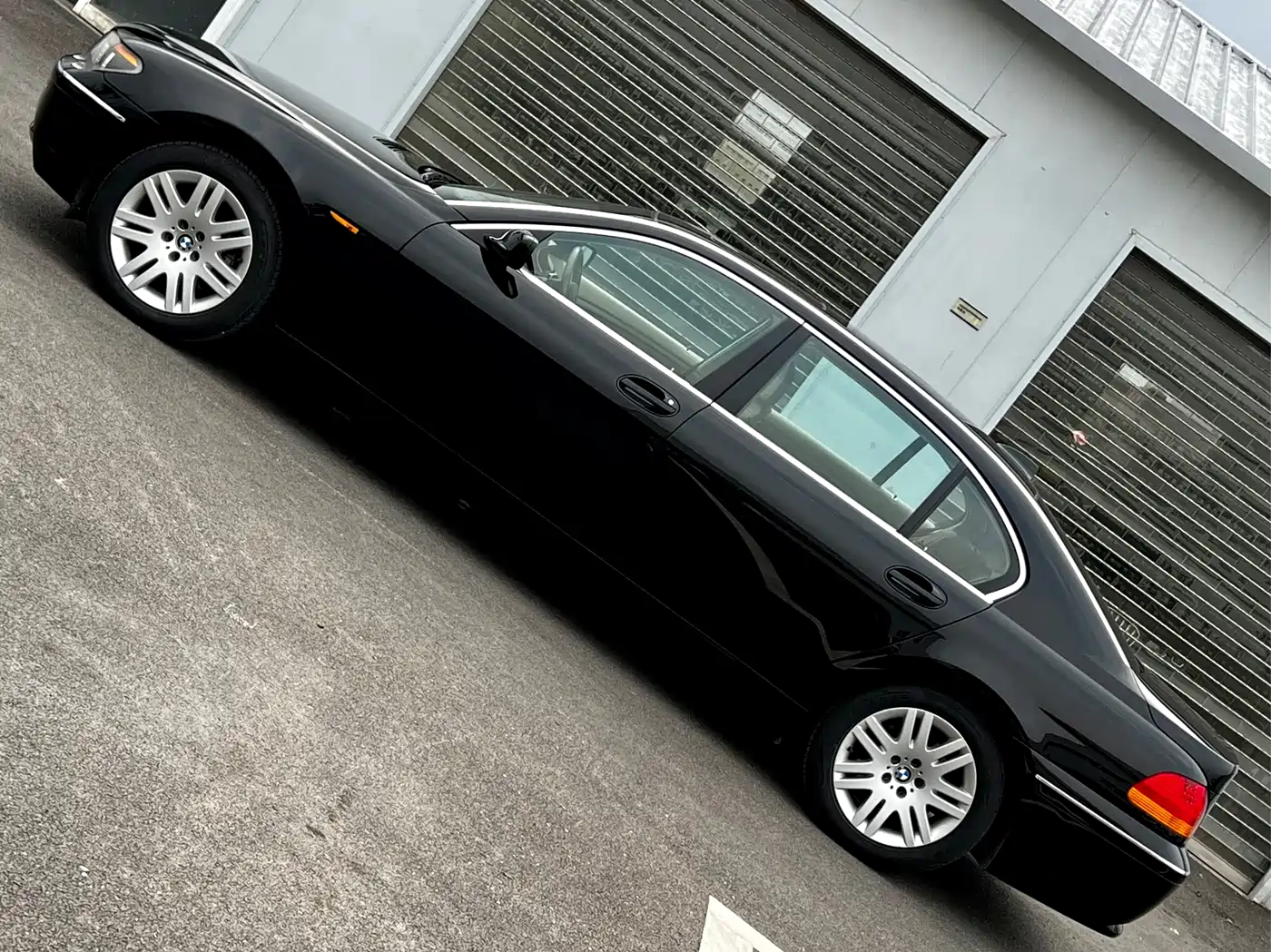 BMW 7 Series 2004 730Li фото 9