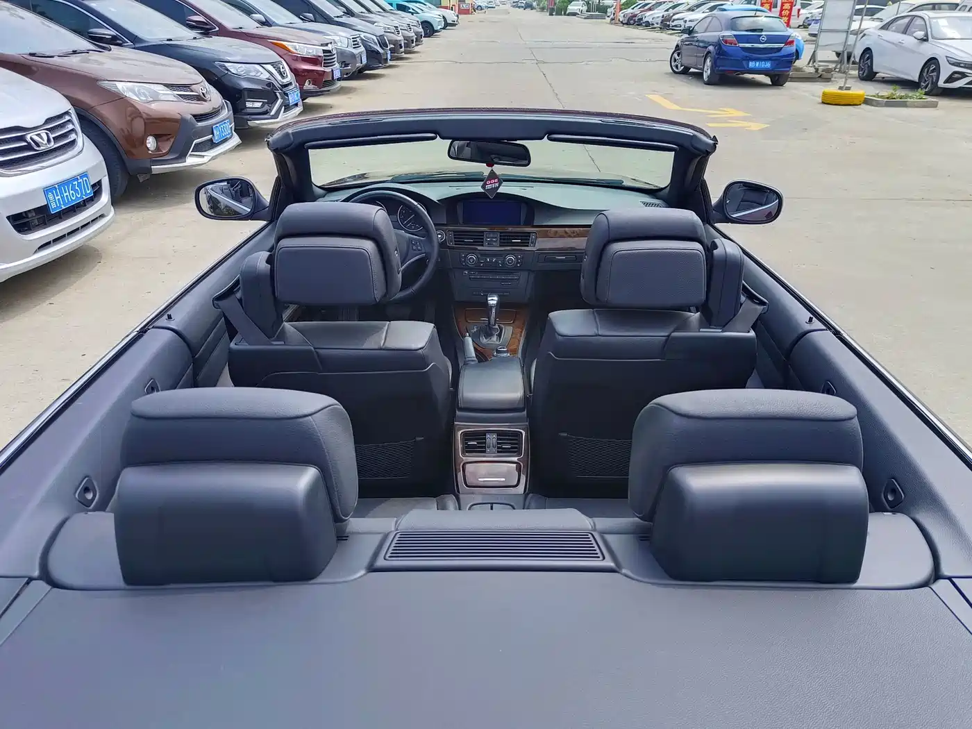 BMW 3 Series (Import) 2009 Model 330i Convertible фото 7