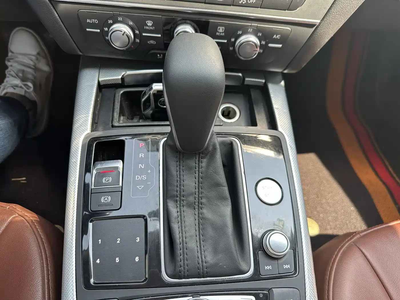 Audi A6L 2014 TFSI Standard фото 14