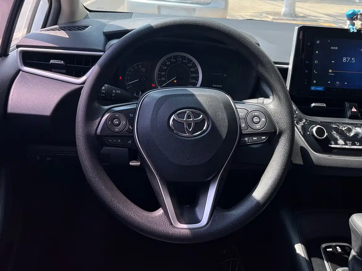 Toyota Corolla 2022 1.2T S-CVT Pioneer PLUS Edition фото 12