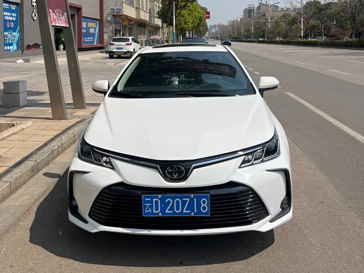 Toyota Corolla 2022 1.2T S-CVT Pioneer PLUS Edition фото 2
