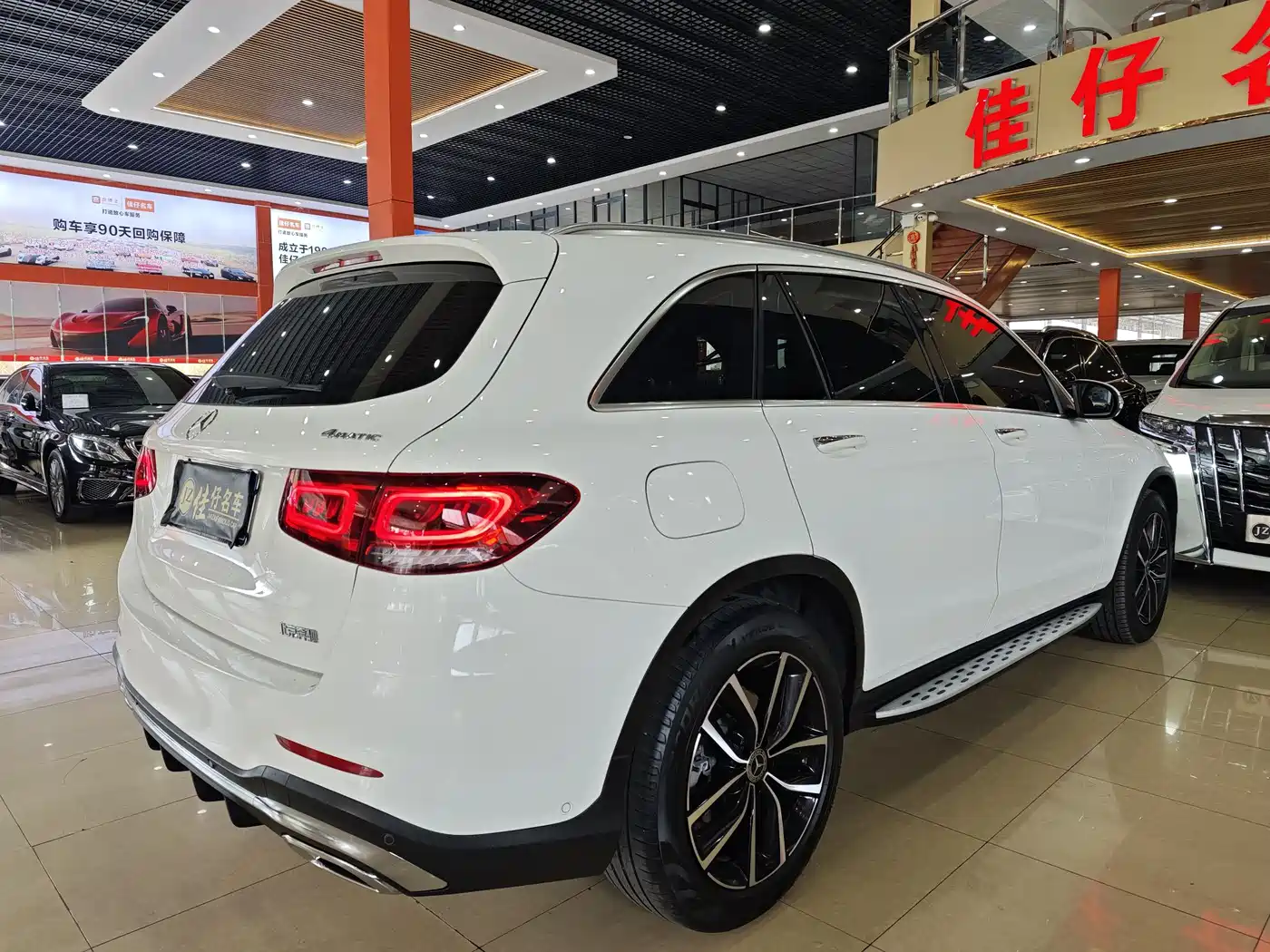 Mercedes-Benz GLC 2020 Facelift GLC 300 L 4MATIC Dynamic фото 4