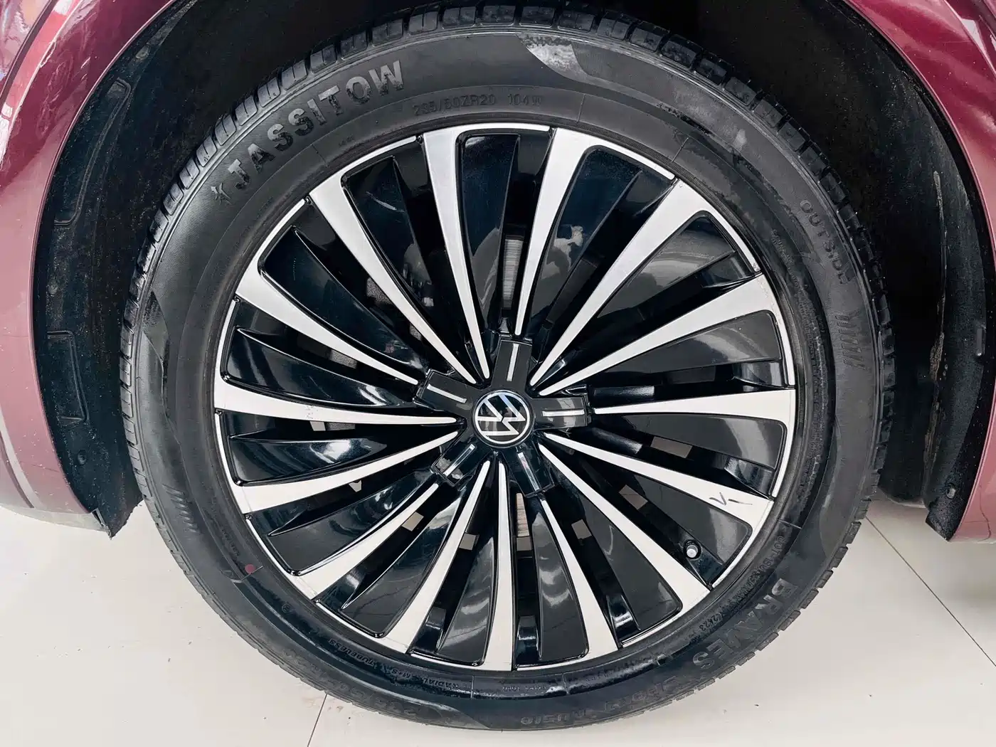 Volkswagen Viloran 2020 380TSI Premium фото 9