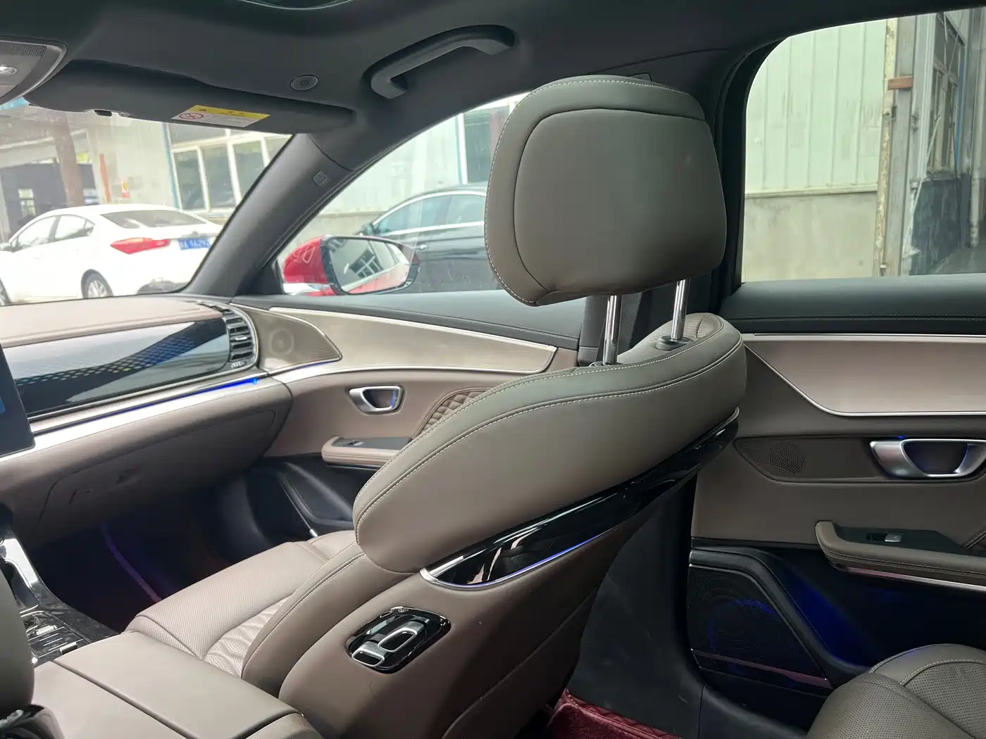 BYD Han 2022 DM-i 121KM Premium Edition фото 18