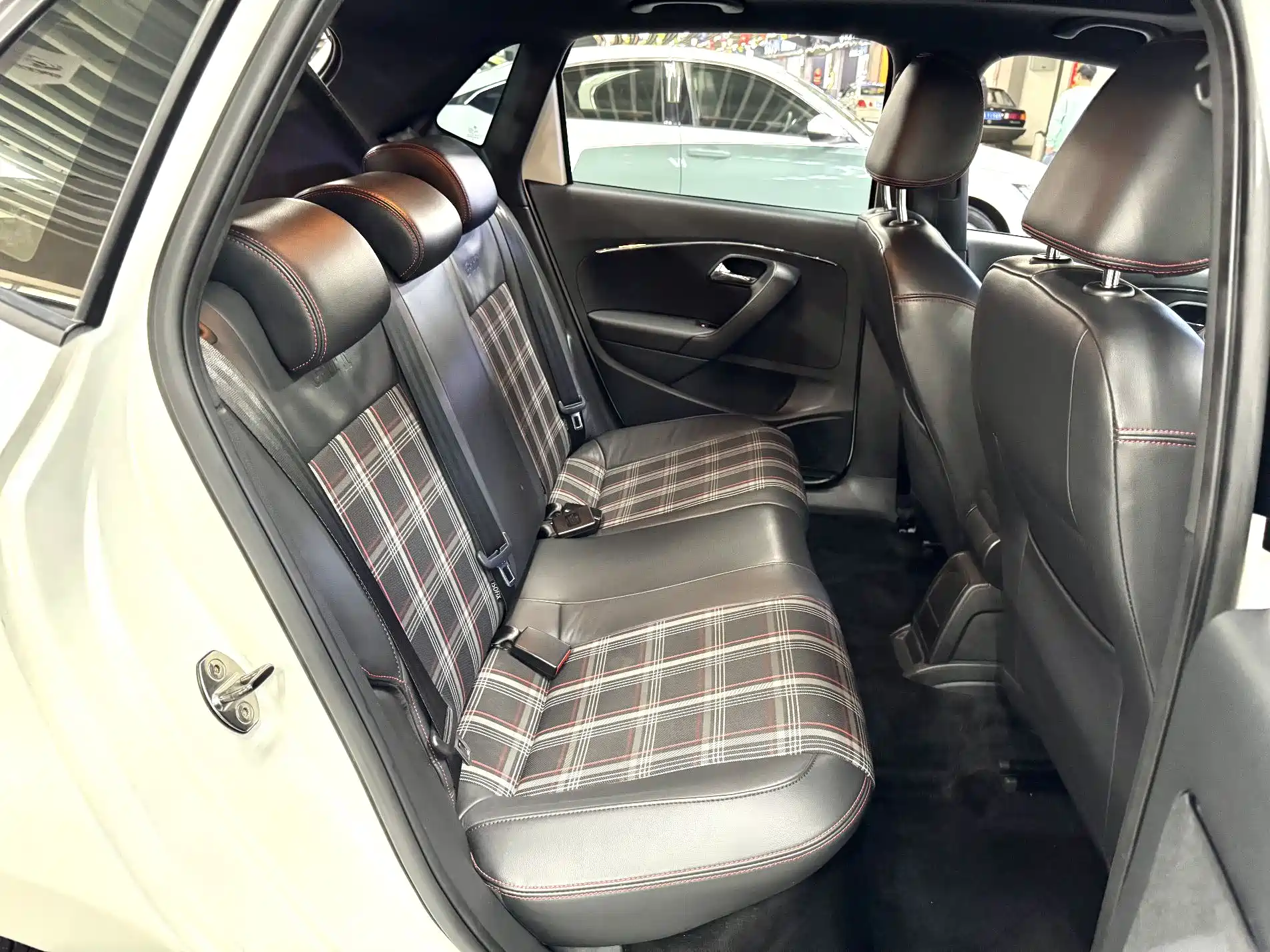 Photo 12 - Volkswagen Polo
