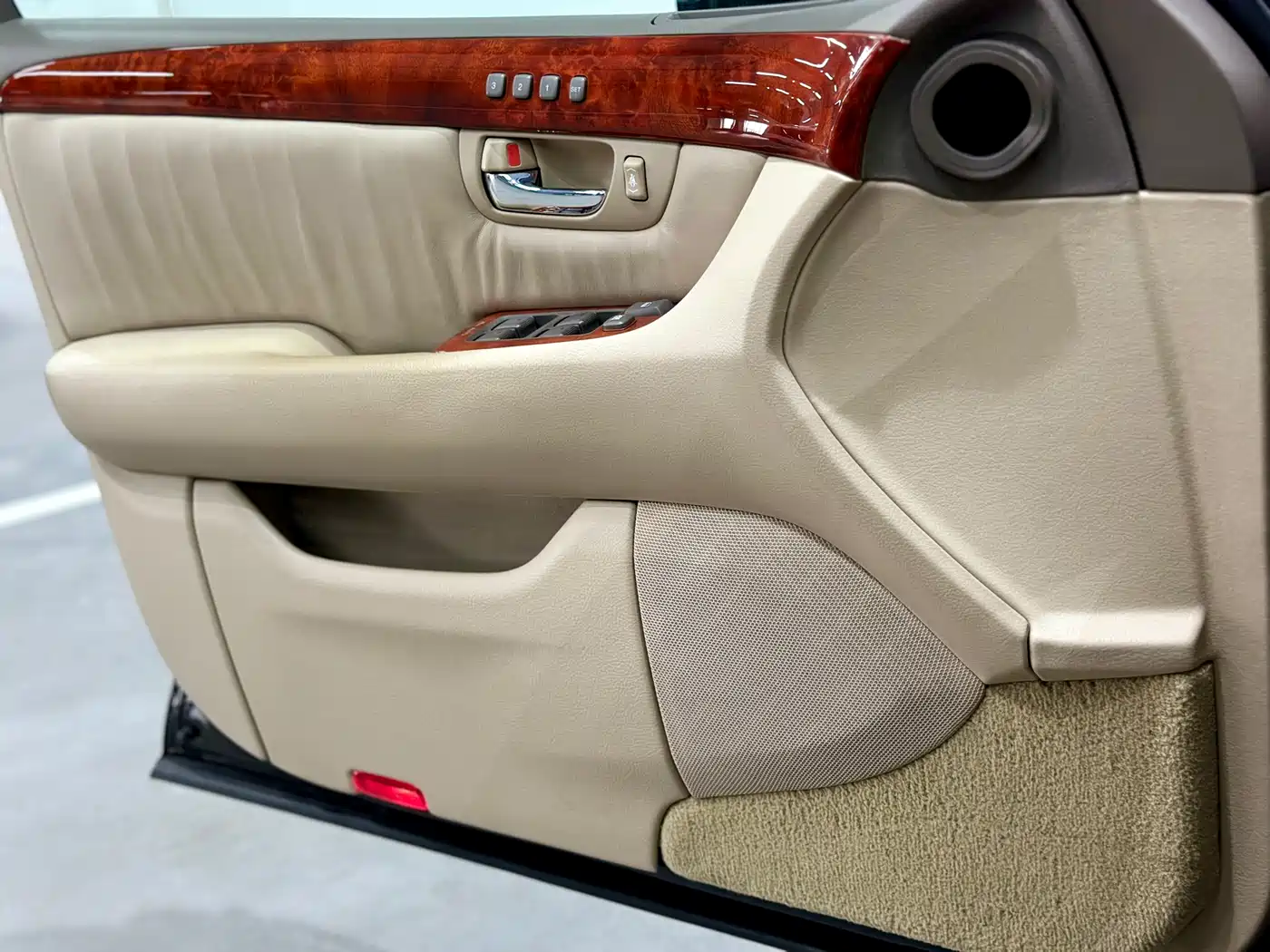 Lexus LS фото 7