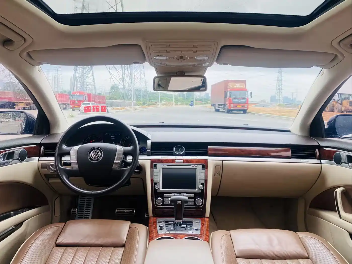 Volkswagen Phaeton 2011 3.6L V6 5-seat Extended Business Edition фото 9