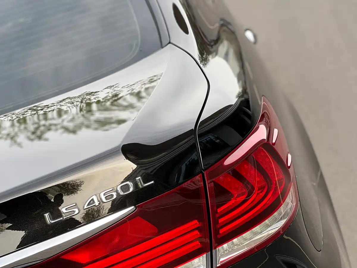 Lexus LS 2013 460L Luxury Edition фото 11