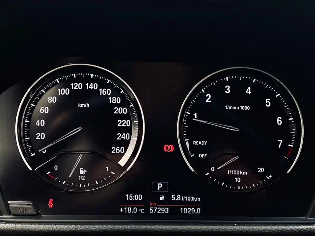BMW 1 Series 2018 118i Fashion Edition фото 22