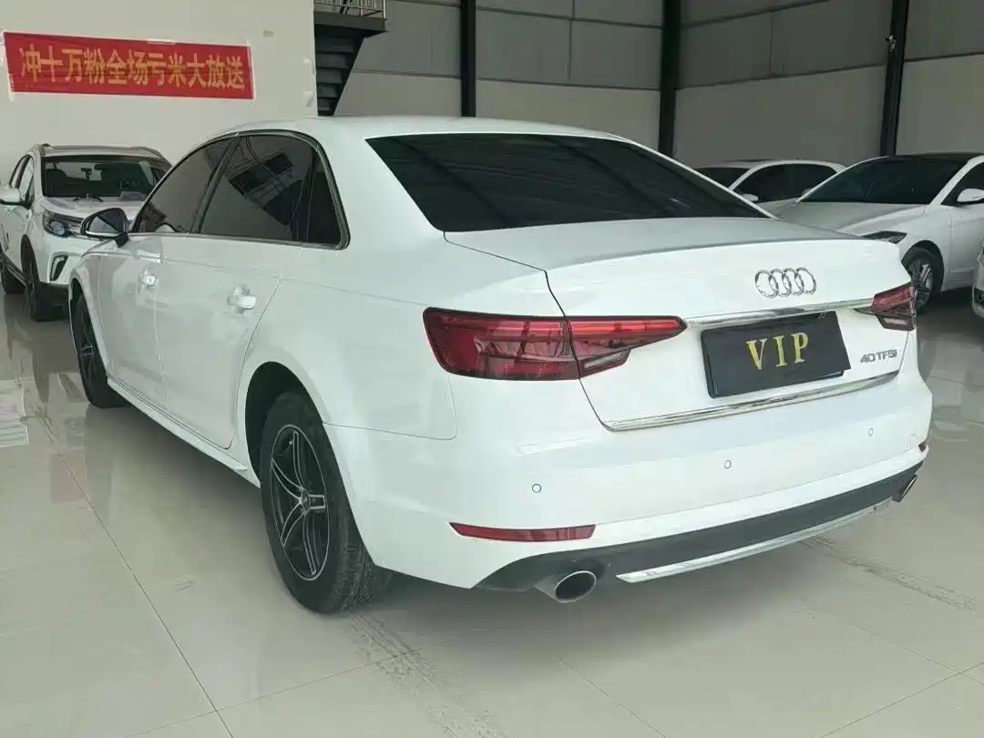 Audi A4L 2017 40 TFSI Progressive фото 4