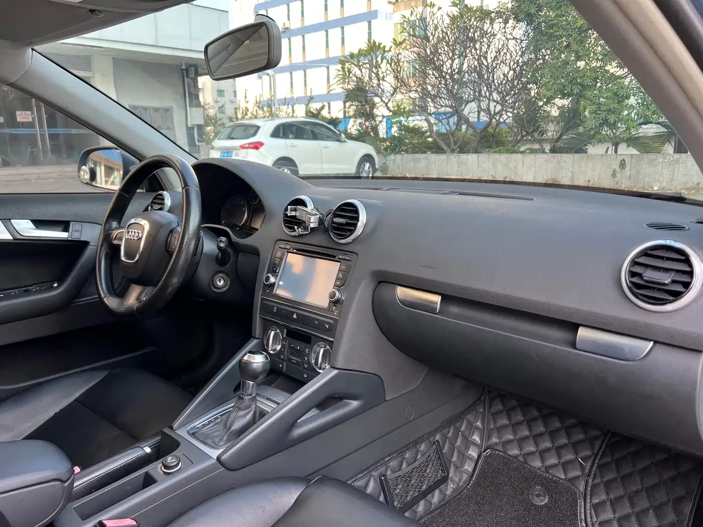 Audi A3 (Import) 2012 Sportback 1.8T Luxury фото 16