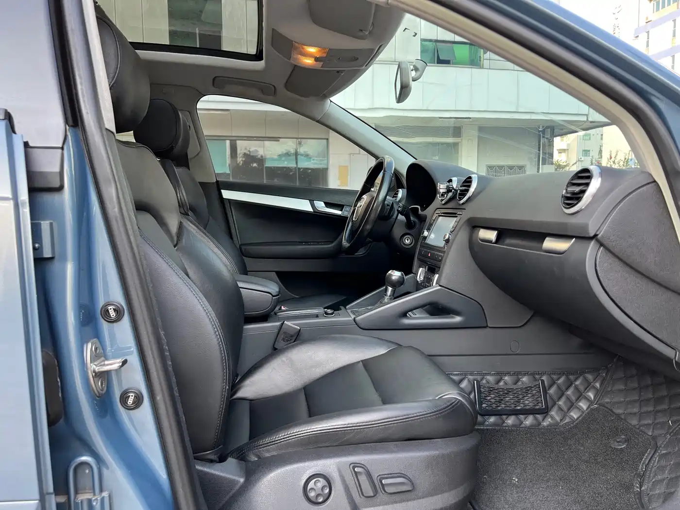Audi A3 (Import) 2012 Sportback 1.8T Luxury фото 15