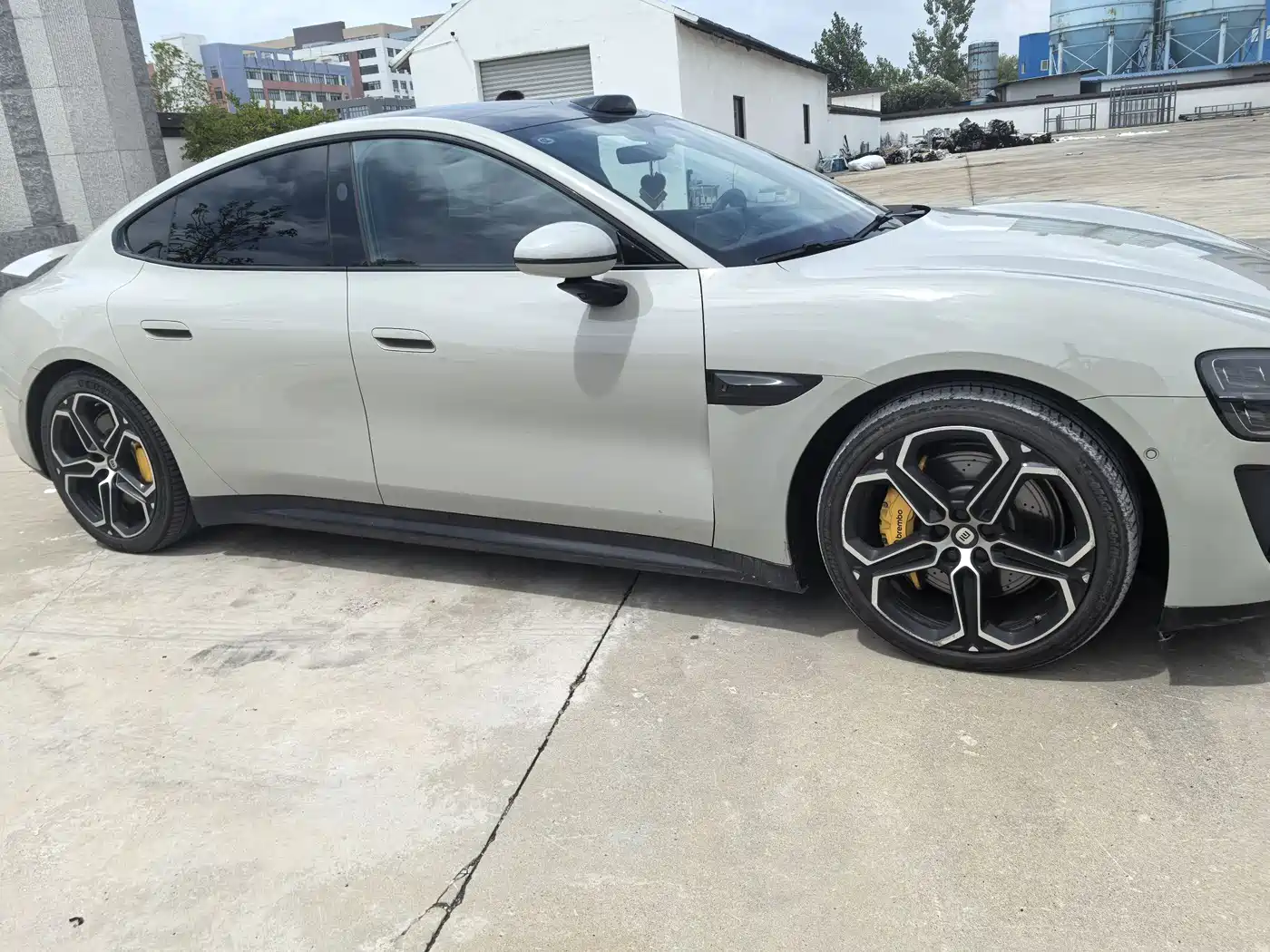 XIAOMI CAR XIAOMI SU7