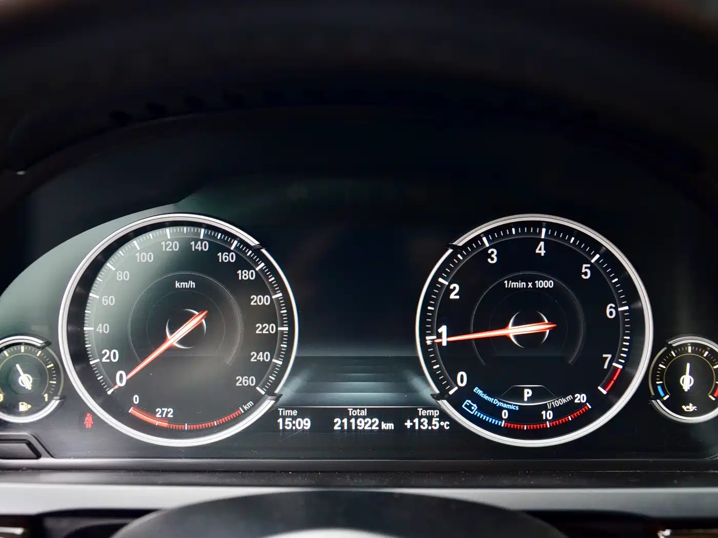BMW 7 Series 2013 Model 730Li Luxury фото 26