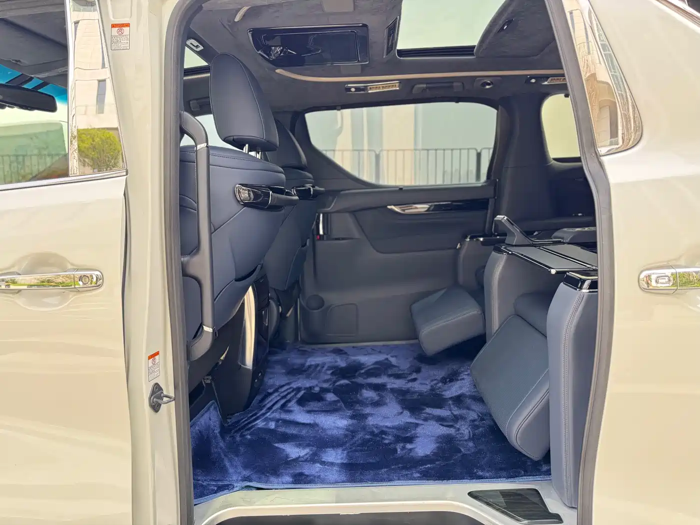 Toyota Alphard 2018 Facelift 3.5L Premium Edition фото 12