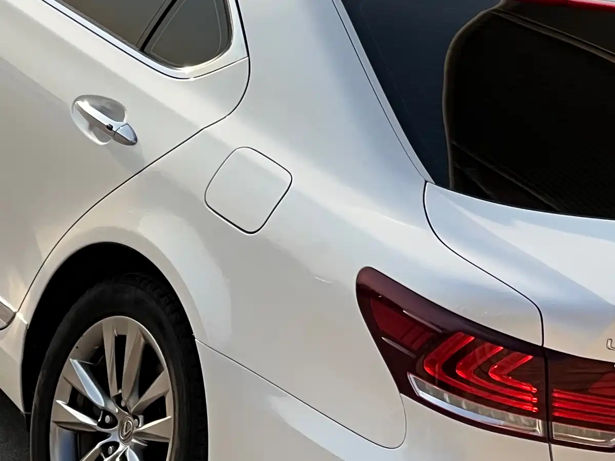 Lexus LS 2016 460L AWD Premium фото 14