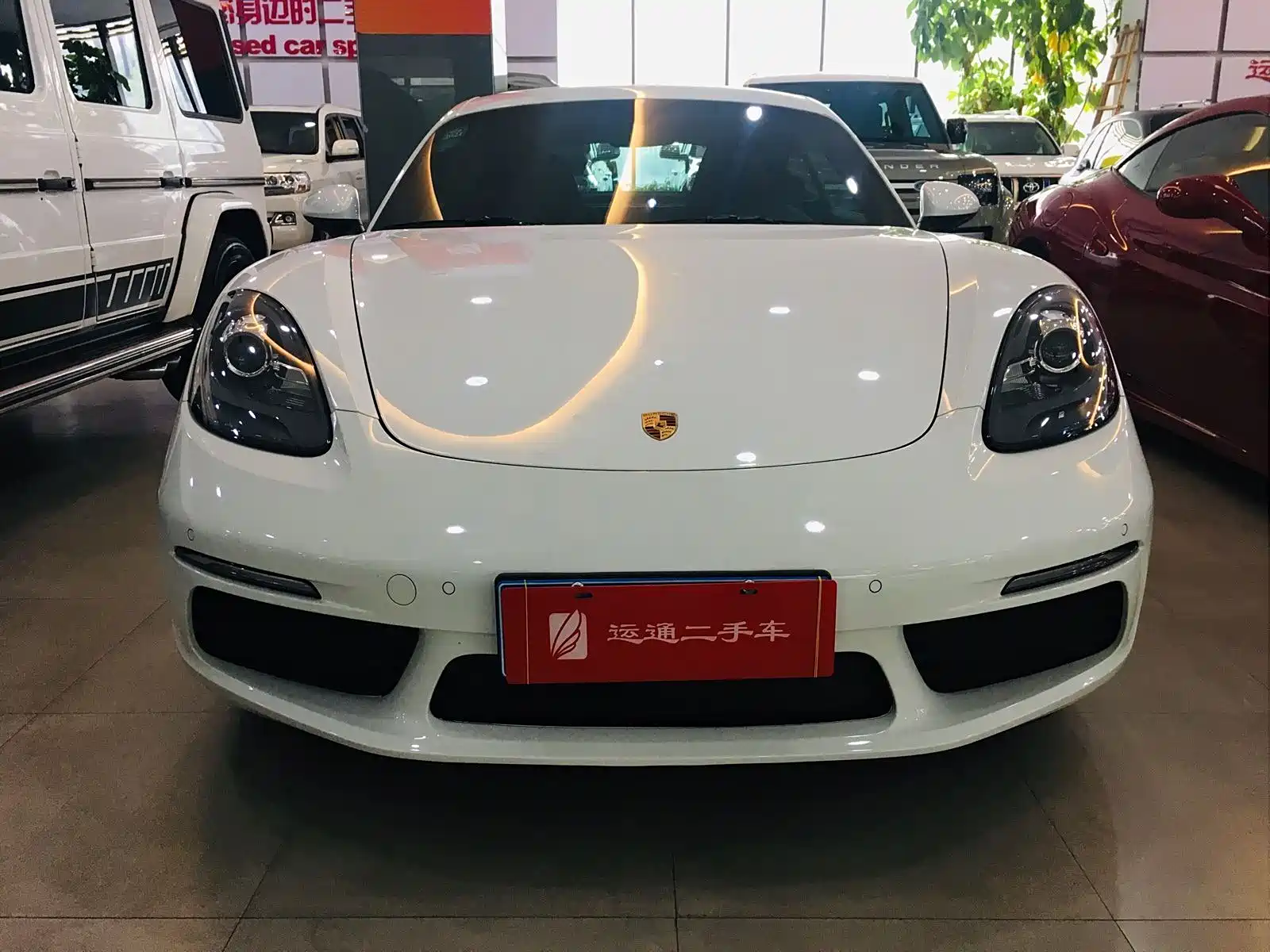 Фото 1 - Porsche 718