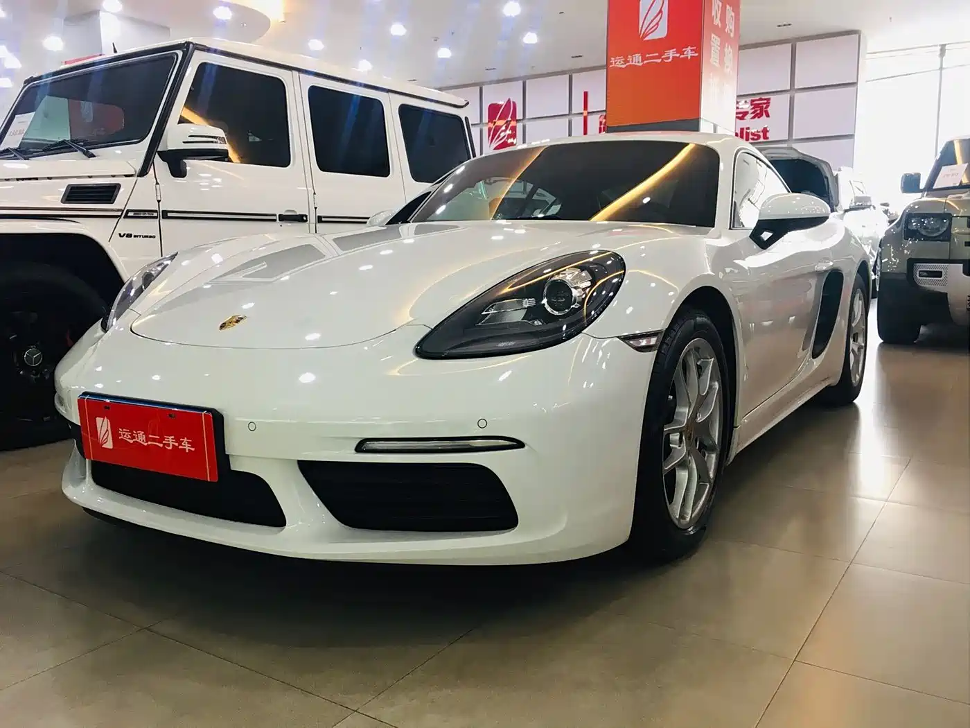 Porsche 718 2016 Cayman 2.0T фото 2