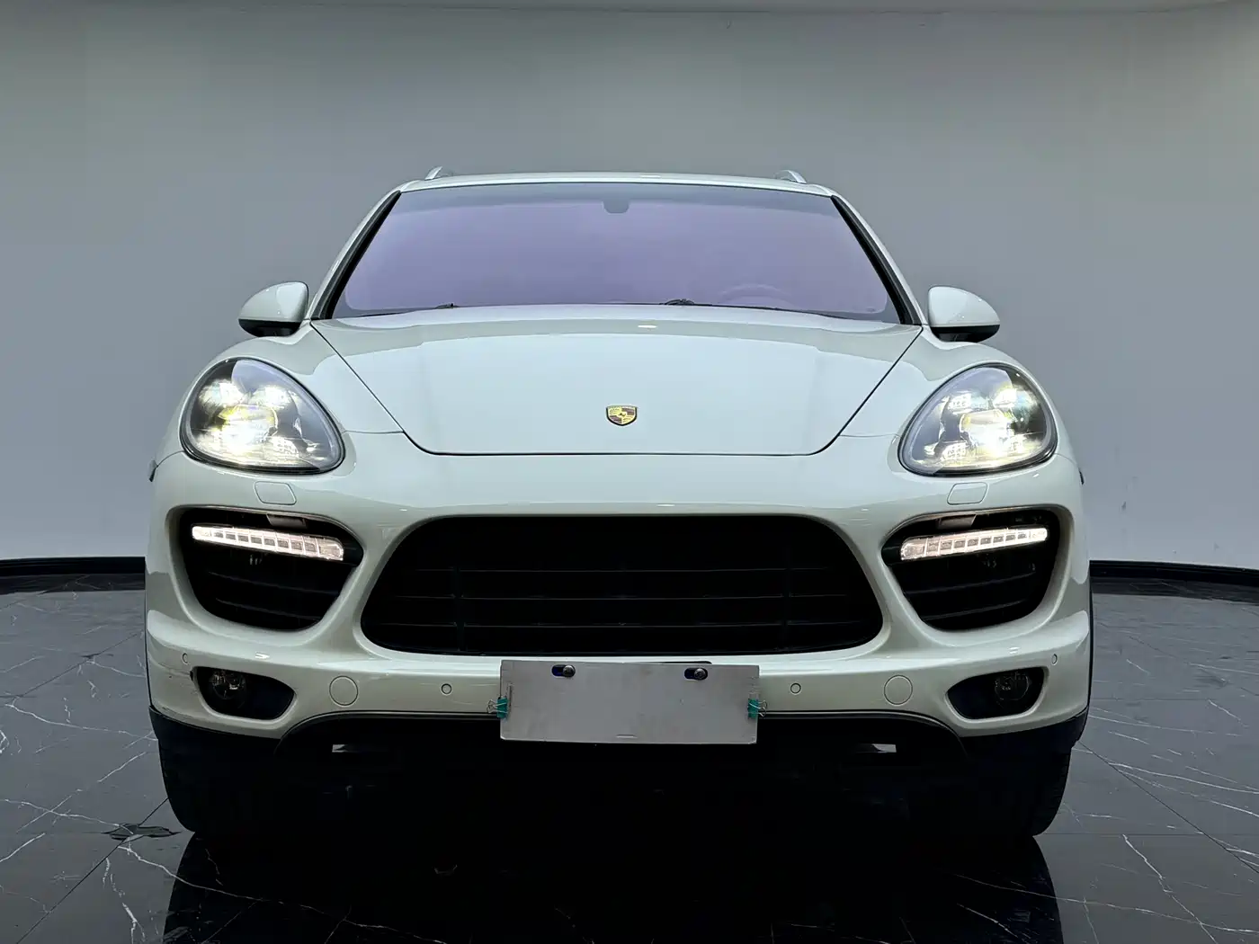 Porsche Cayenne 2011 Cayenne S 4.8L фото 2