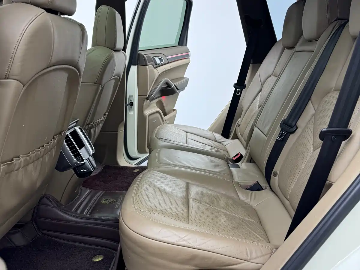 Porsche Cayenne 2011 Cayenne S 4.8L фото 10