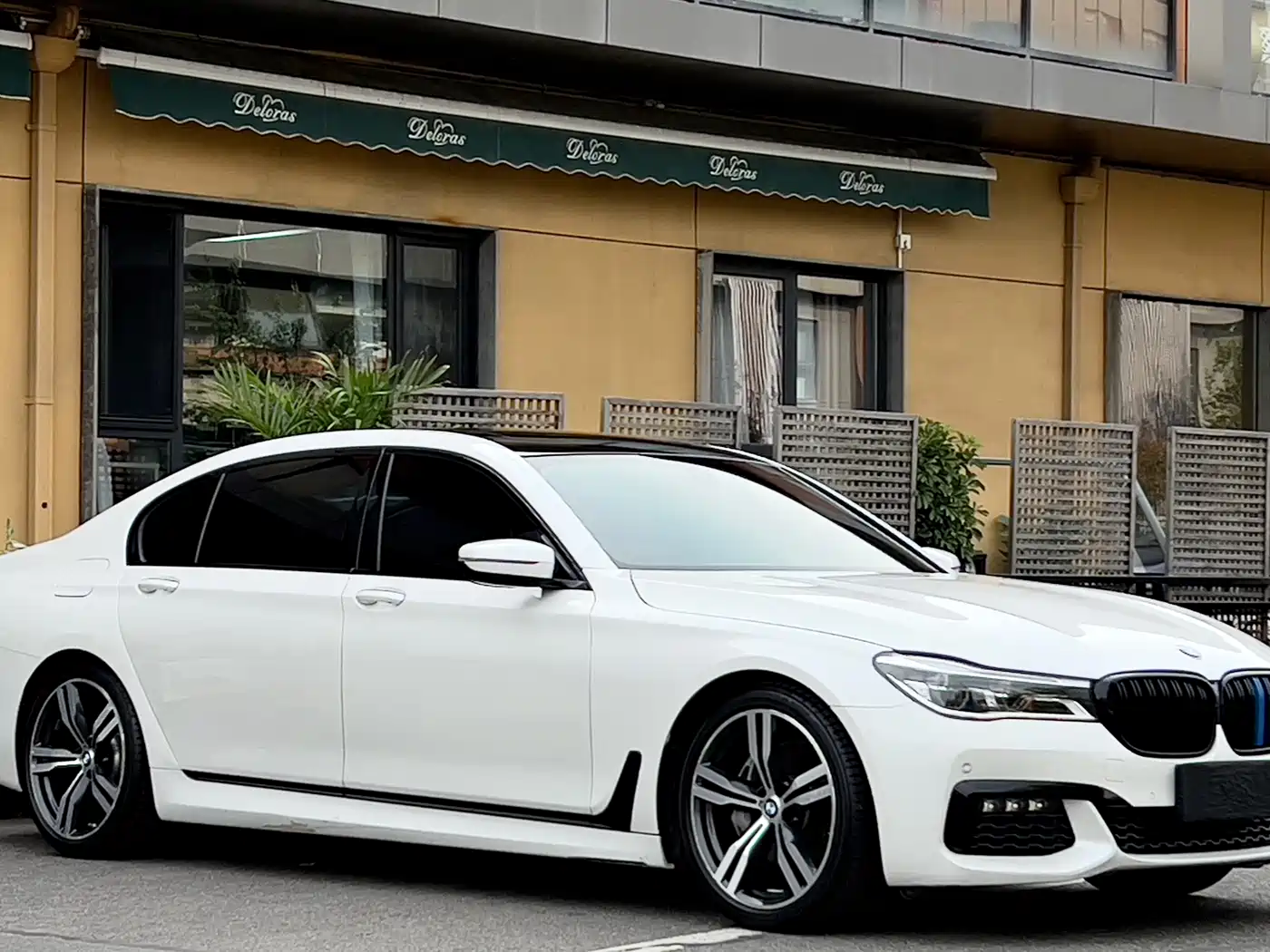 BMW 7 Series 2018 740Li Leading Type M Sport Package фото 3