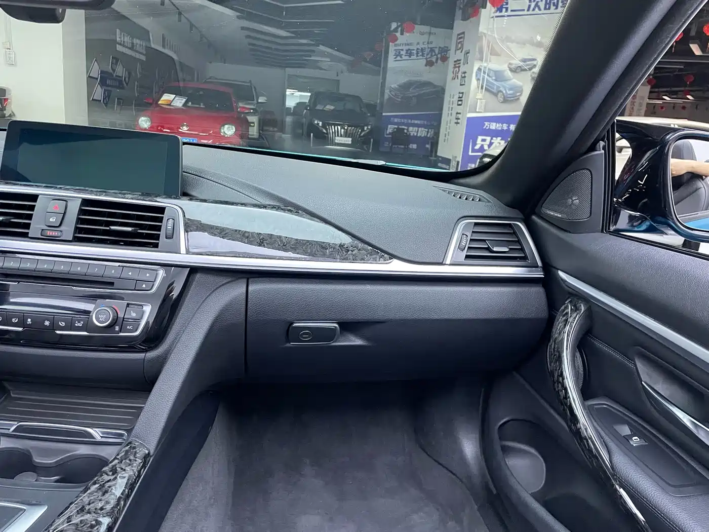 BMW 4 Series 2019 430i Convertible M Sport Shadow Edition фото 21