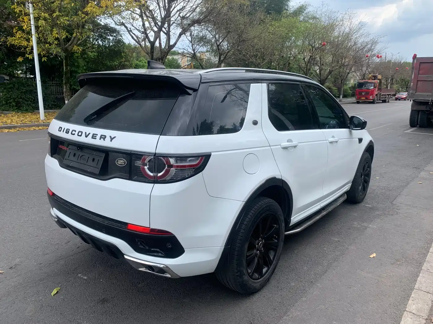 Land Rover Discovery Sport 2017 2.0T SE фото 9