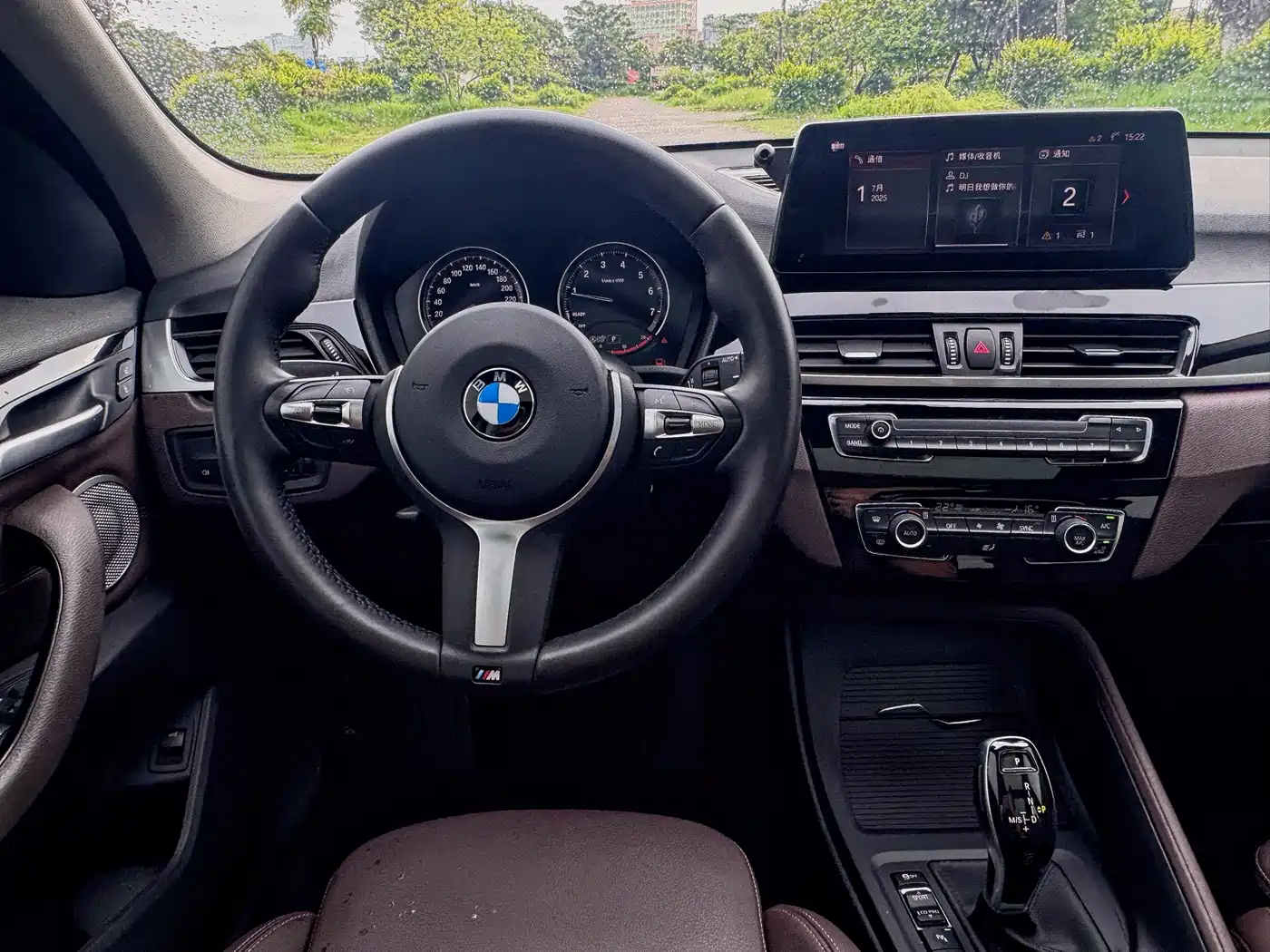 BMW X1 2021 sDrive25Li Leading фото 16