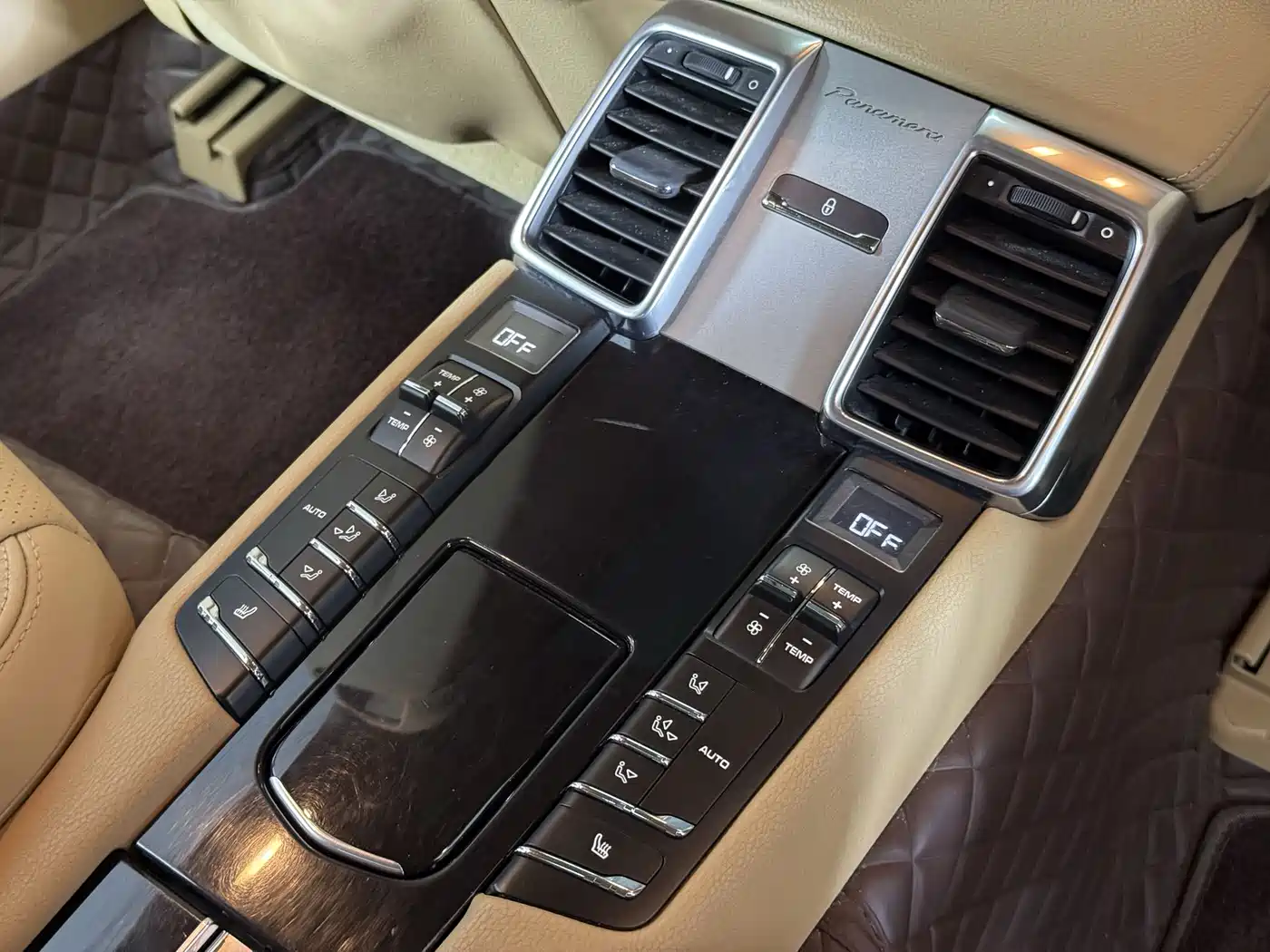 Porsche Panamera 2014 Panamera 3.0T фото 9