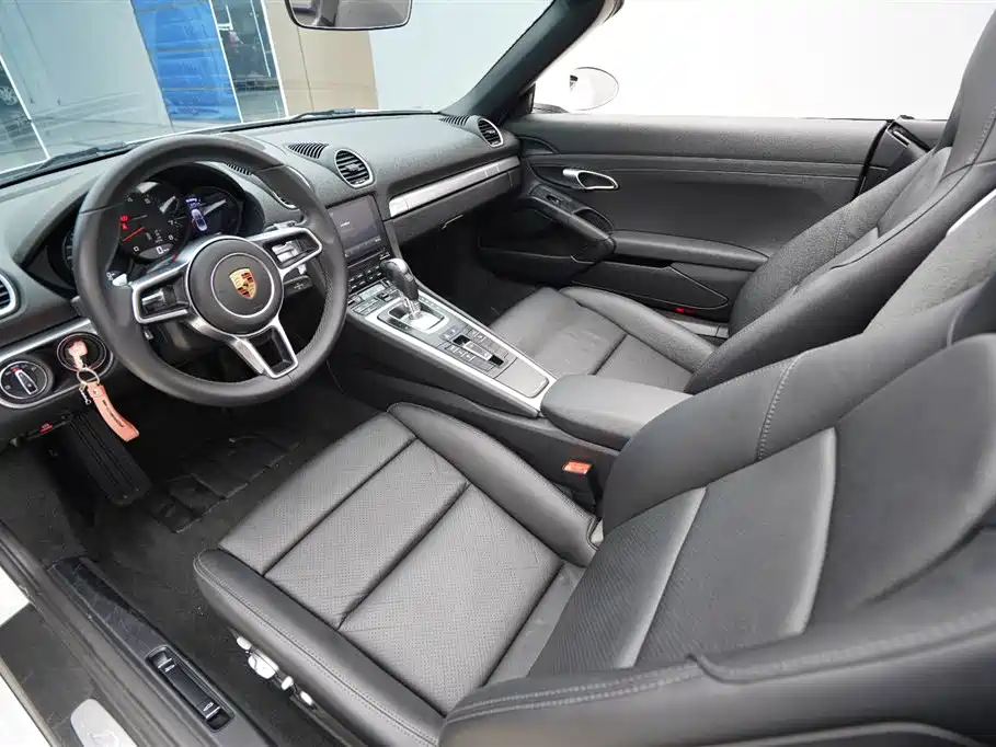 Porsche 718 2016 Boxster 2.0T фото 4