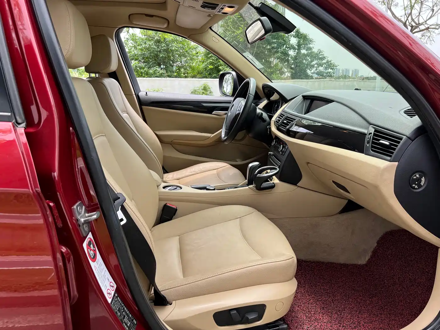 BMW X1 (Import) 2010 xDrive25i фото 15