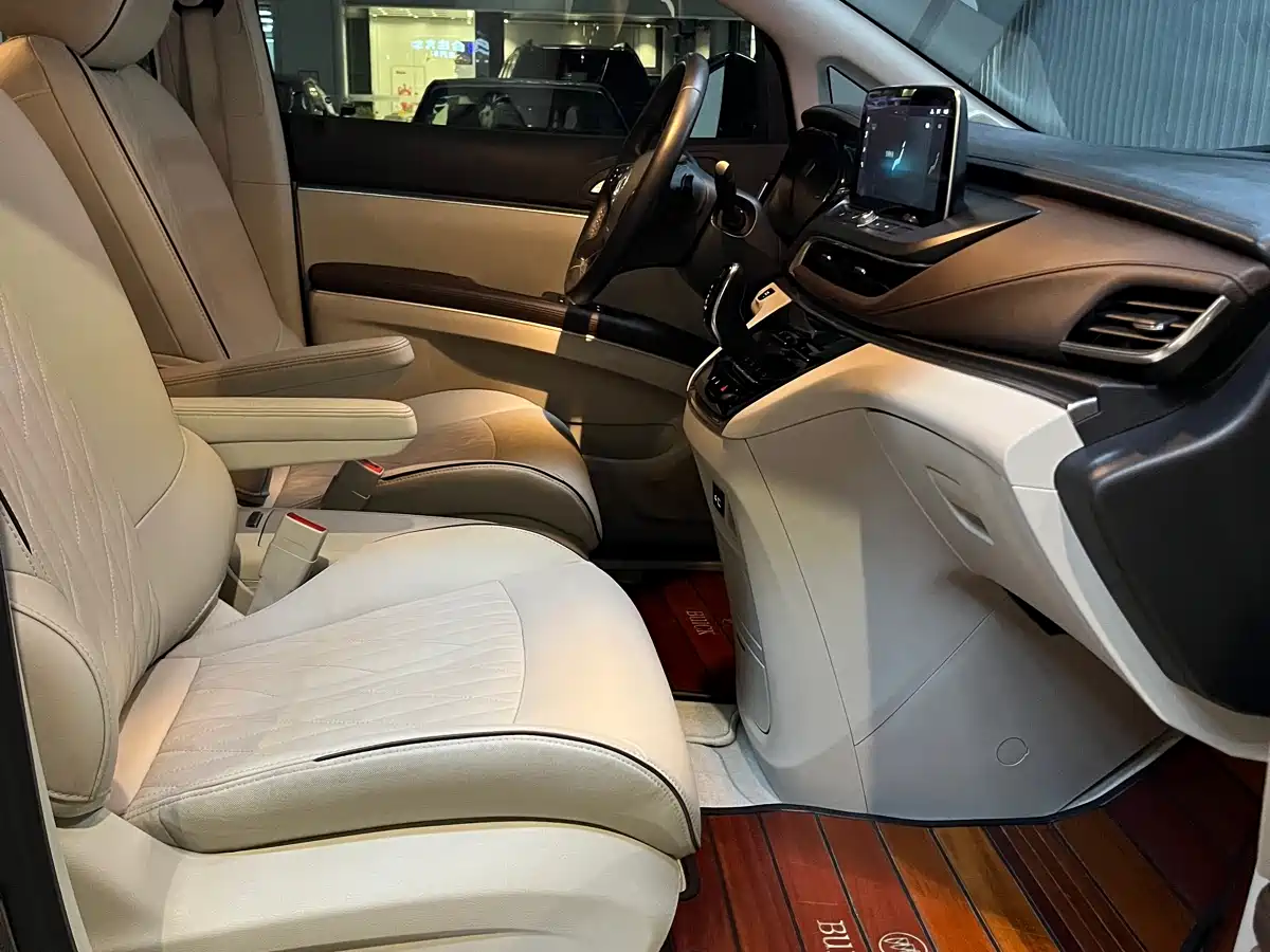 Buick GL8 2022 Land Business Class 652T Luxury фото 15