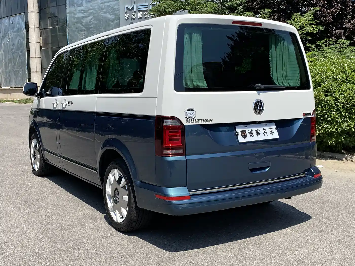 Volkswagen Multivan 2018 2.0TSI 4WD Leisure Edition 7-Seater фото 10