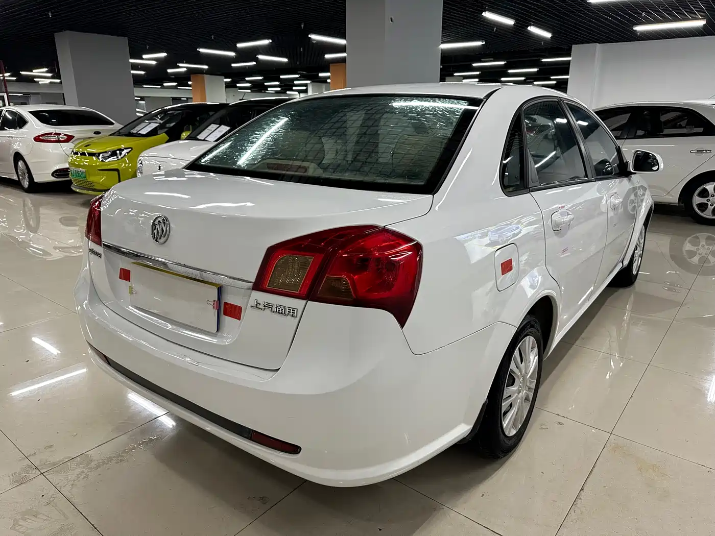 Buick Excelle 2015 1.5L Automatic Classic фото 16