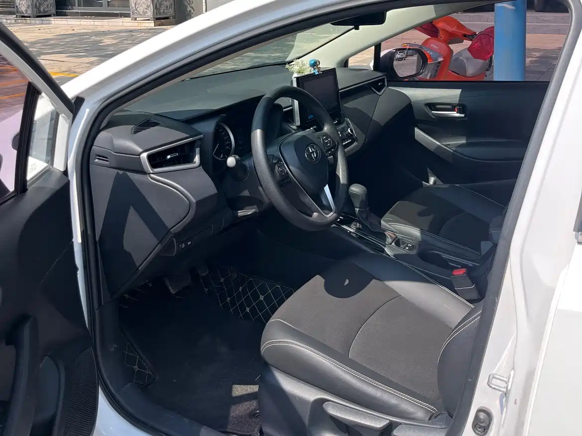 Toyota Corolla 2022 1.2T S-CVT Pioneer PLUS Edition фото 9