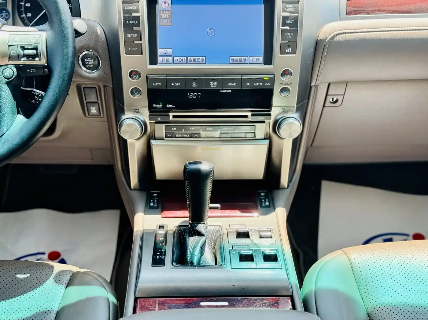 Lexus GX 2012 400 фото 7