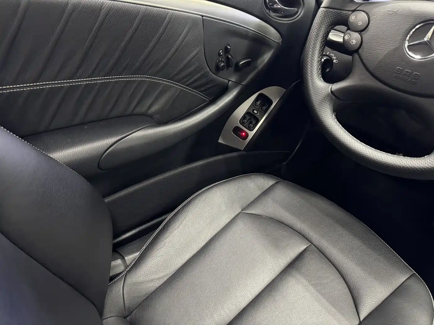 Mercedes-Benz CLK-Class 2006 CLK 280 Coupe фото 16