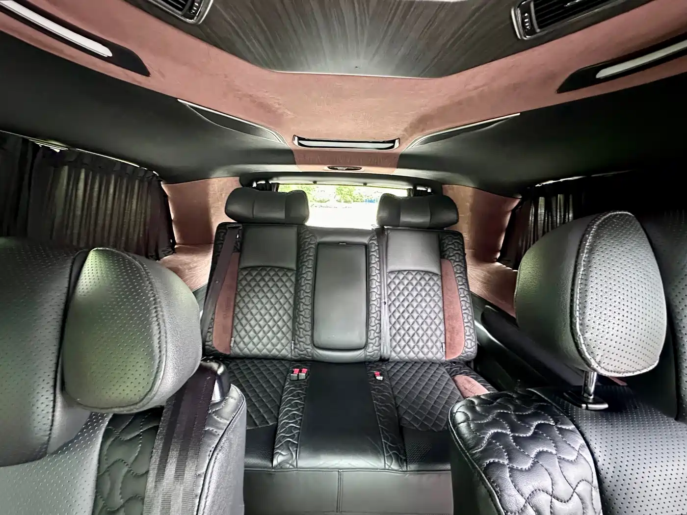 Mercedes-Benz V-Class 2018 V 260 L Premium Long Version China V фото 7